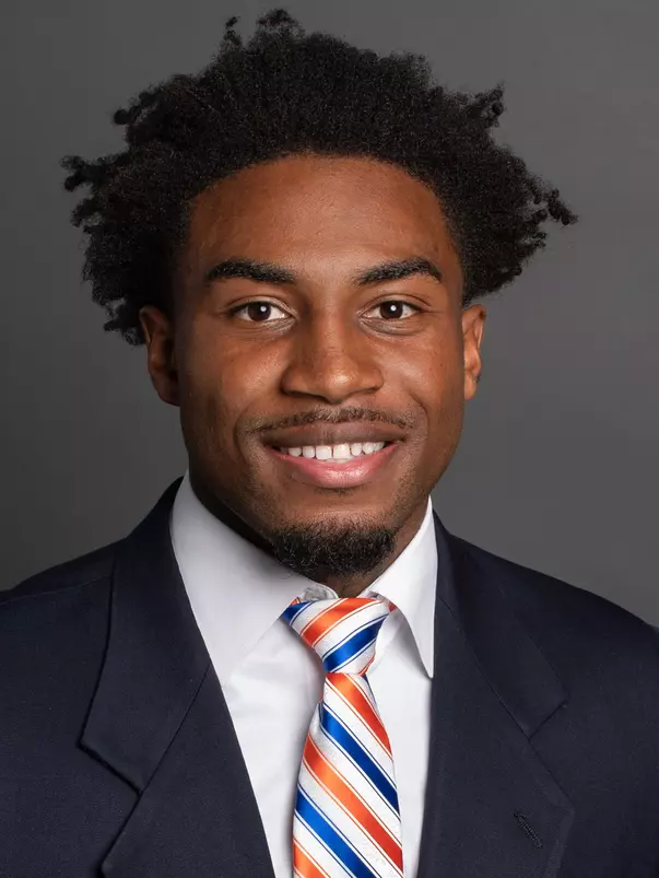 2021 Headshot of Damon Cole