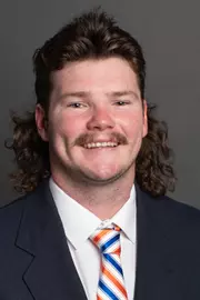 2021 Headshot of Dylan Herberg