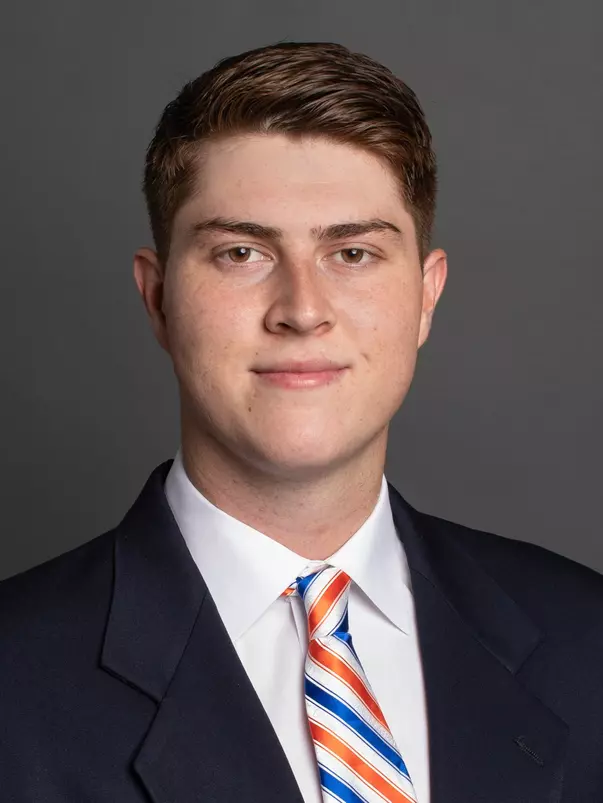 2021 Headshot of Joel Velazquez