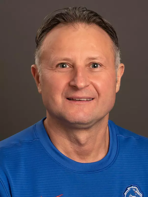 2021 Headshot of Ivan Alexov