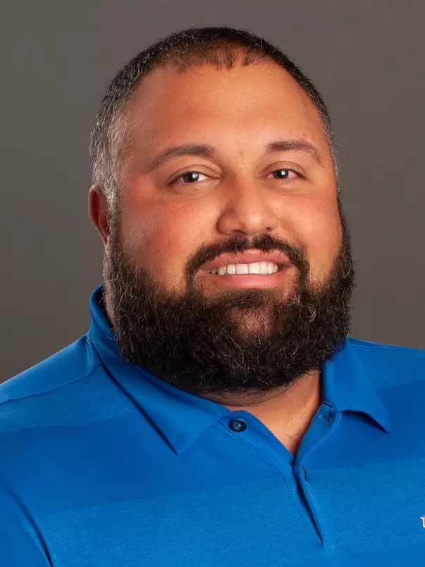 2020-21 Headshot of Ali Borhani