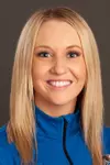 2021 Headshot of Hayley Peterson