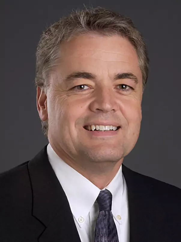 2021-22 Headshot of Gordy Presnell