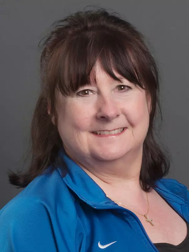 2021 Headshot of Patty Resnick