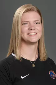 2021 Headshot of Lauren Bennett