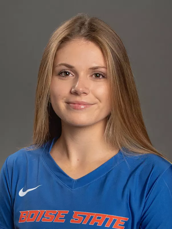 2021 Headshot of Danielle Boss