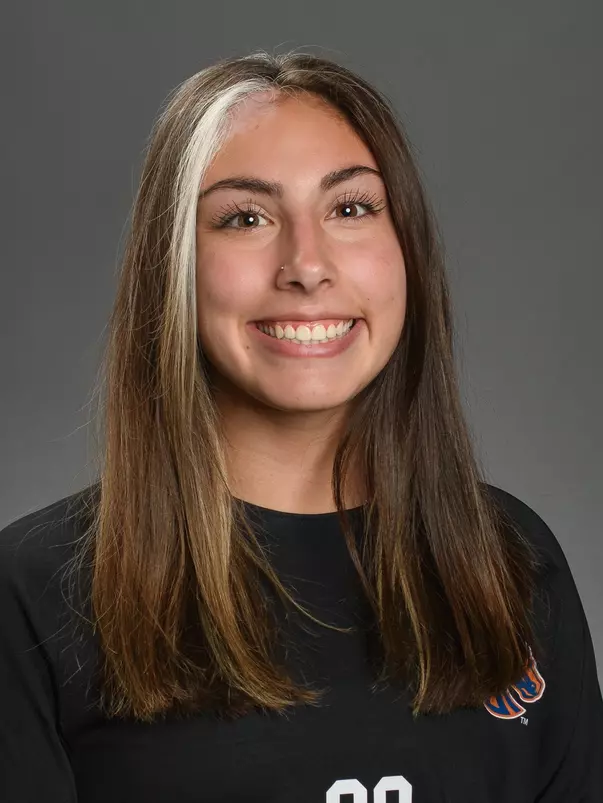 2021 Headshot of Jazmyn Brass