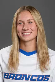 2021 Headshot of Sophie Drown