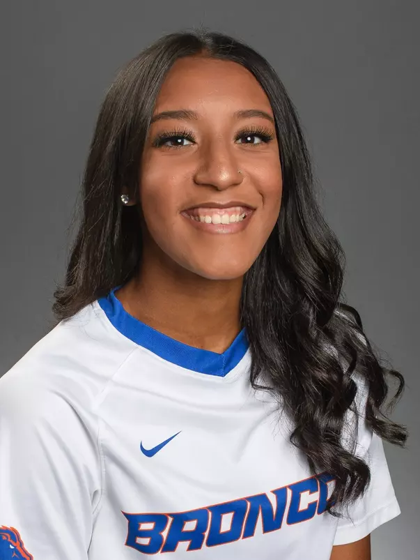 2021 Headshot of Grace Kaufman-Fuller