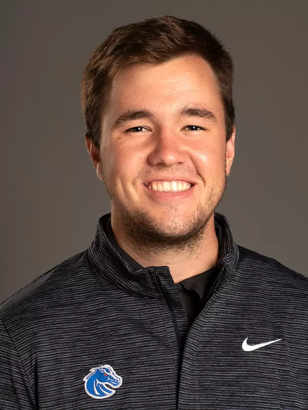 2021-22 Headshot of Drew Reinke