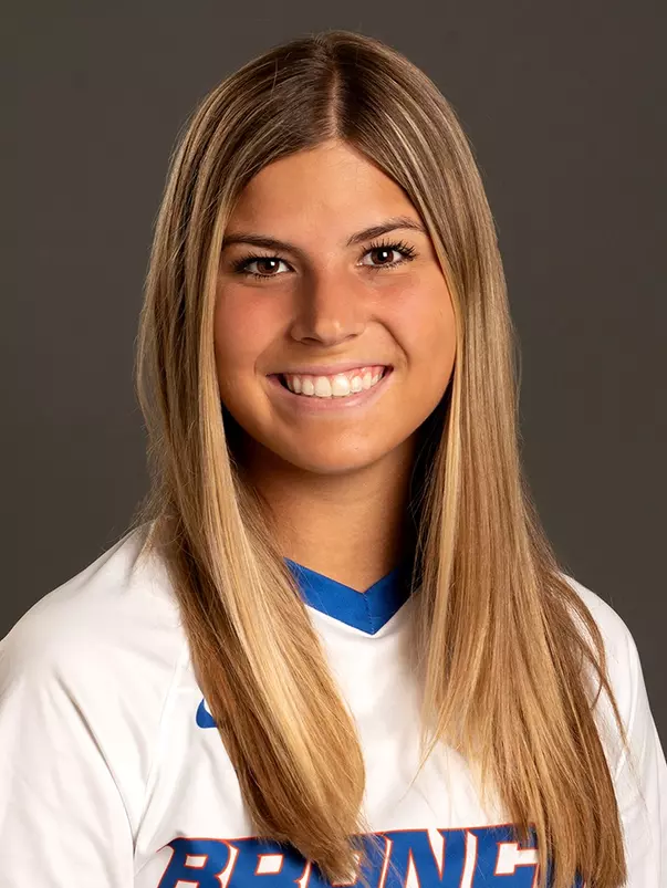 2021 Headshot of Kenzie MacMillan