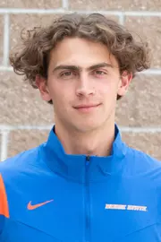 2020-21 Headshot of Henry Mong