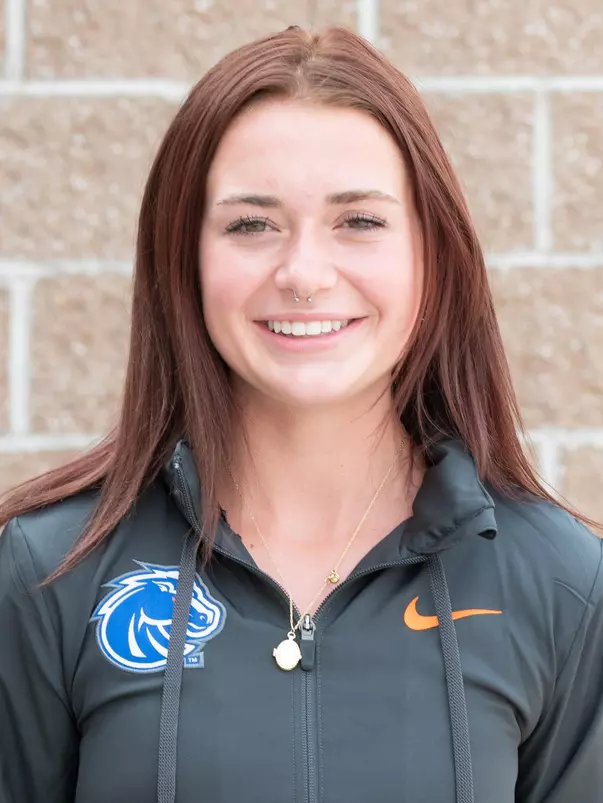 Track and Field Portraits, Photo by Dawson Gutierrez