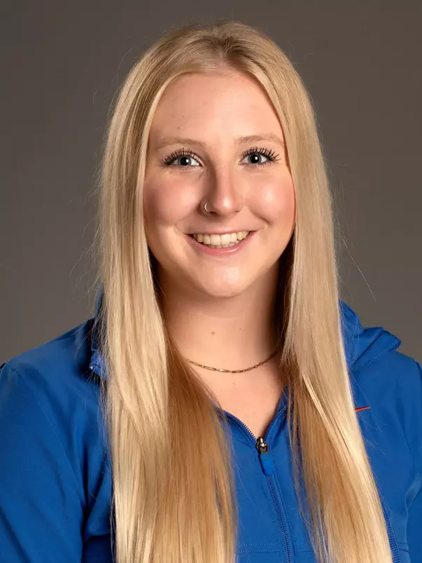 Gymnastics Studio Portraits, Photo by Dawson Gutierrez