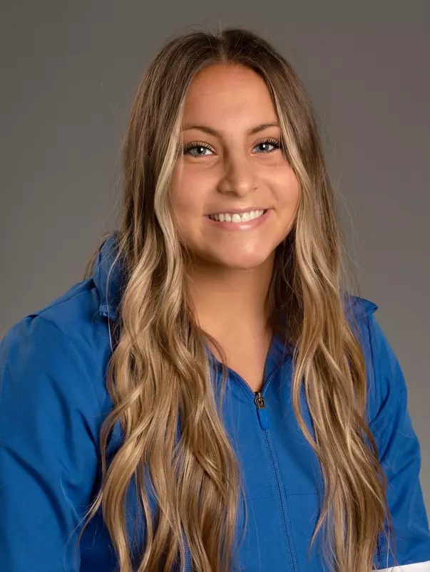 Gymnastics Studio Portraits, Photo by Dawson Gutierrez
