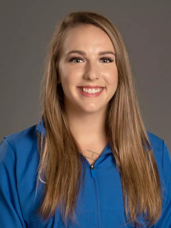 Gymnastics Studio Portraits, Photo by Dawson Gutierrez