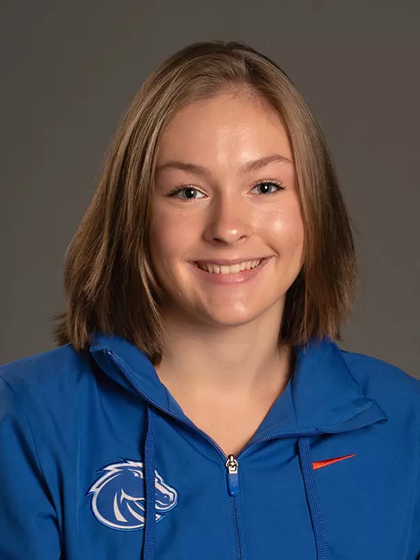 2021 Headshot of Talia Little