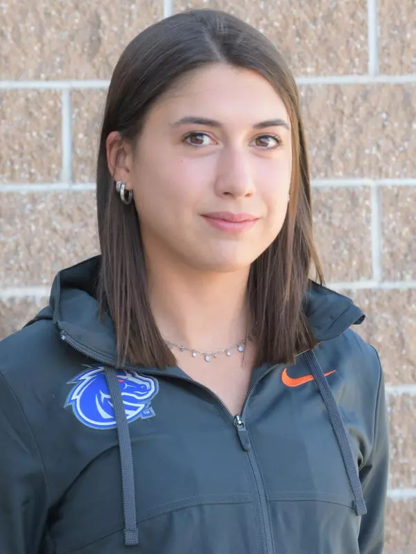 2021 Headshot of Julia Pleskaczynska