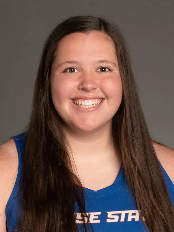 2021-22 Headshot of Averi Adams