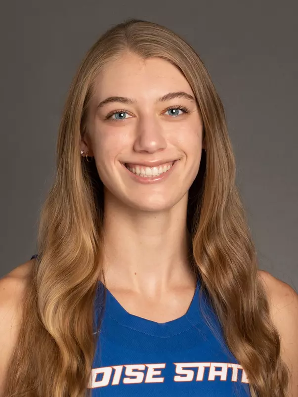 2021-22 Headshot of Abby Muse