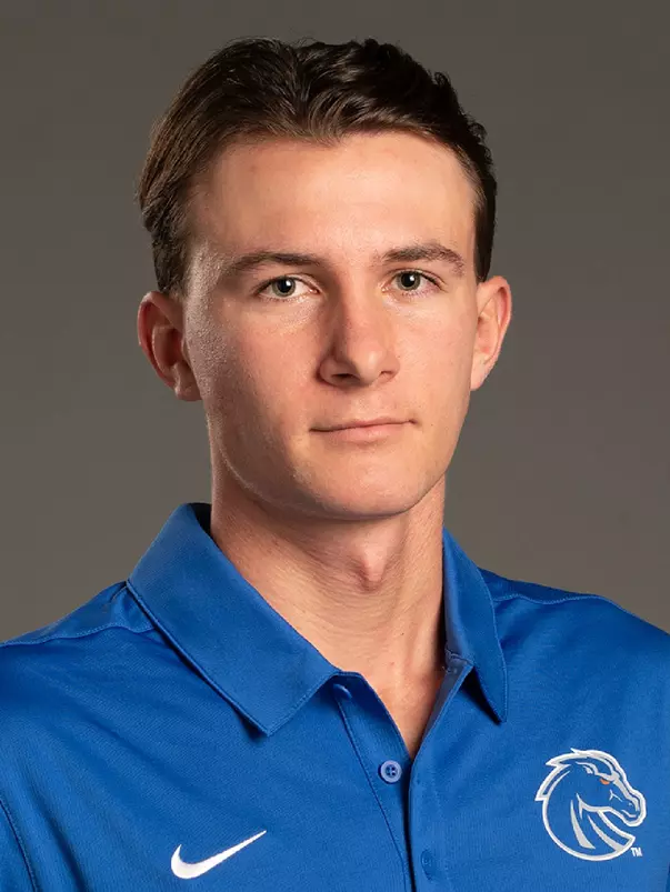 2021-22 Headshot of Jan Lucca Marquardt