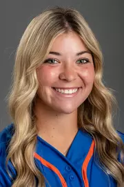 2023 Headshot of Abby Edwards