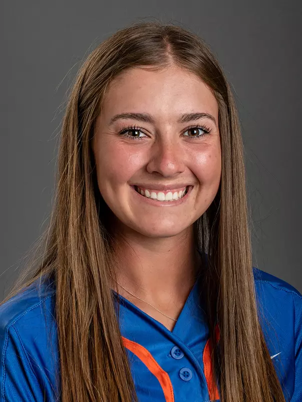 2023 Headshot of Becky Wetteland