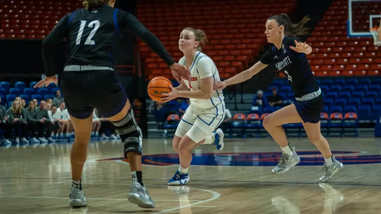 Broncos and Aggies Square Off in Davis