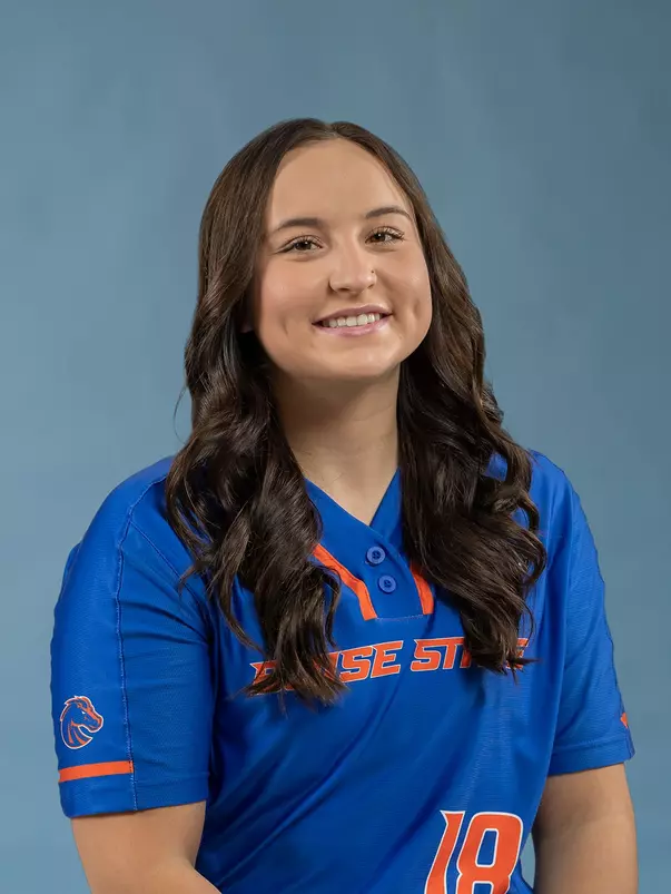 2022 Headshot of Ashlyn Whalen