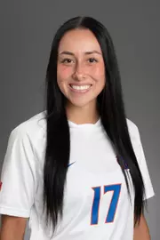 2022 Headshot of Nadia Kincaid