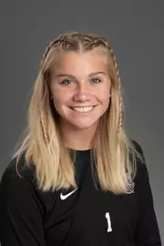 2022 Headshot of Abbie Scott