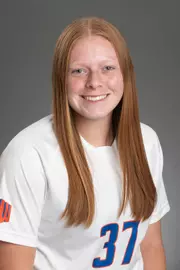 2022 Headshot of Mackenzie Delgado