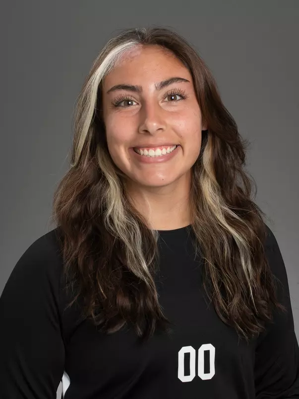 2022 Headshot of Jazmyn Brass