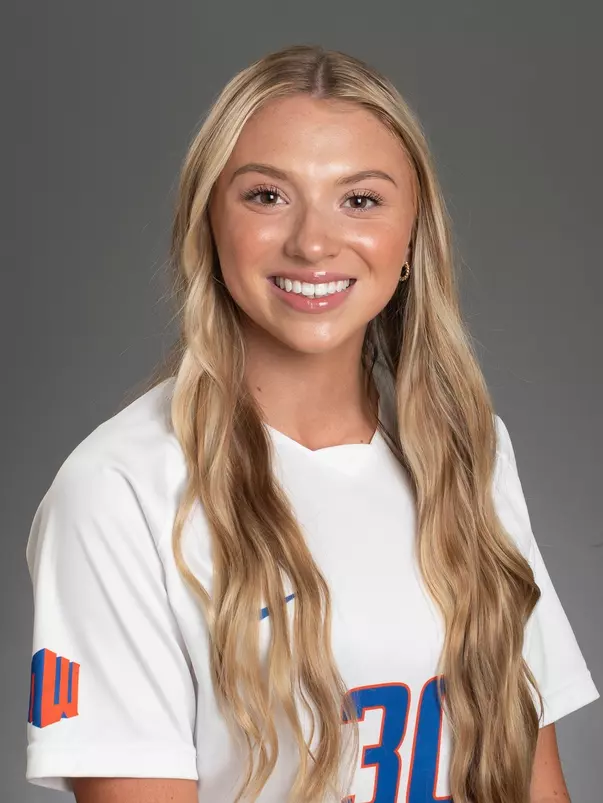 2022 Headshot of Ashly Berge