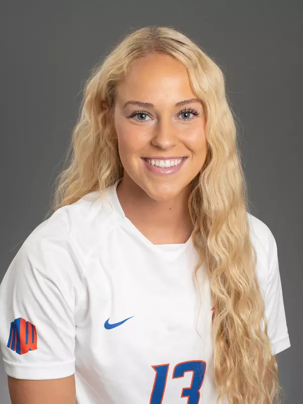 2022 Headshot of Morgan Stone
