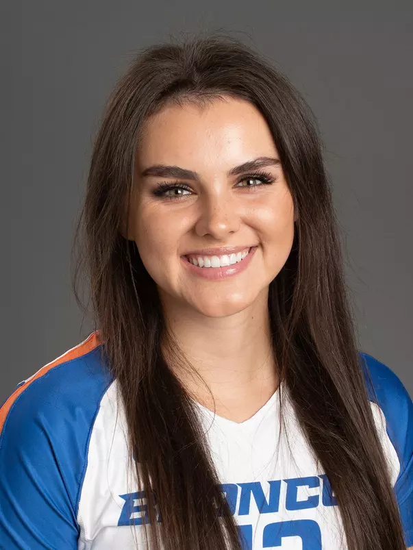 2022 Headshot of Jet Taylor
