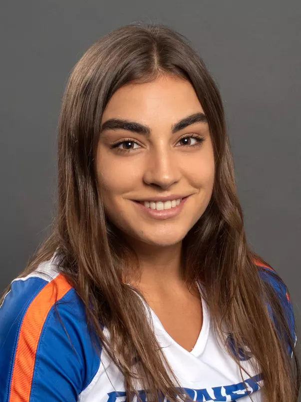 2022 Headshot of Sam Beschell