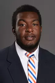 2022 Headshot of Joseph Amos