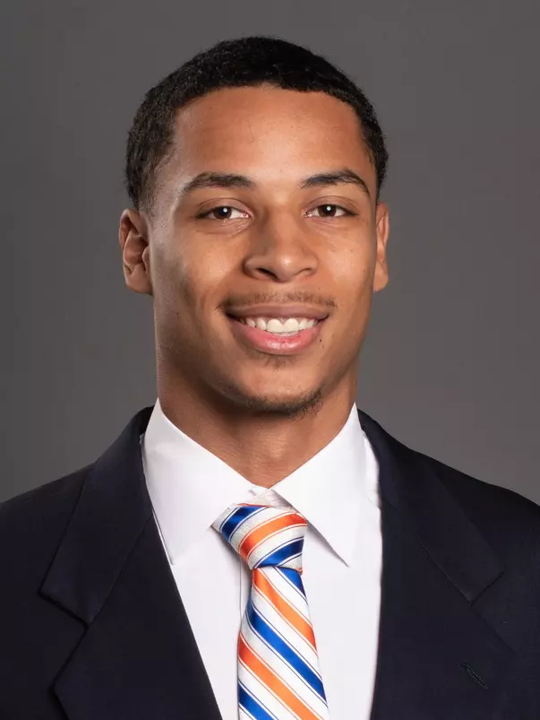2022 Headshot of Isaiah Bradford