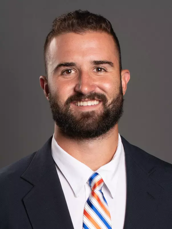 2022 Headshot of Casey Kline