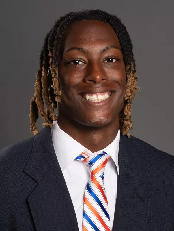 2022 Headshot of Deven Wright