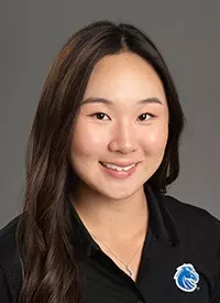 2022-23 Headshot of Hannah Lim