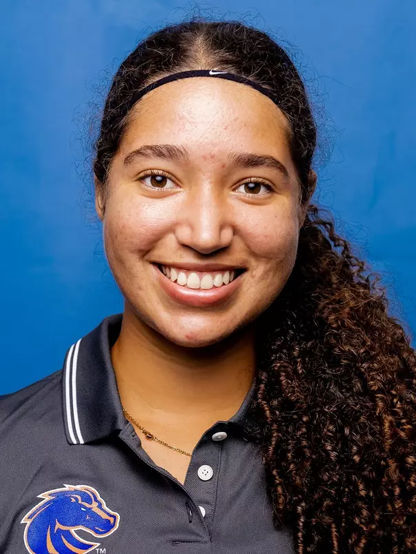 2022-23 Headshot of Lorelyz Marruffo