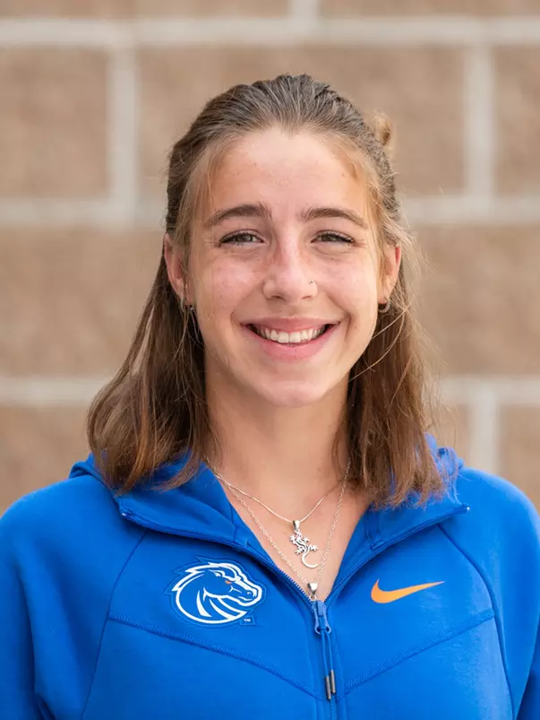 2022 Headshot of Brynnli Poulsen