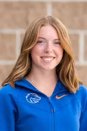 2022 Headshot of Samantha Wood