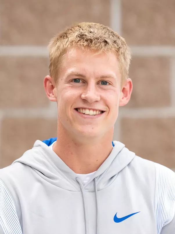 2022 Headshot of Austen Apperson