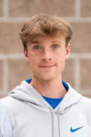 2022 Headshot of Jonathan Shields