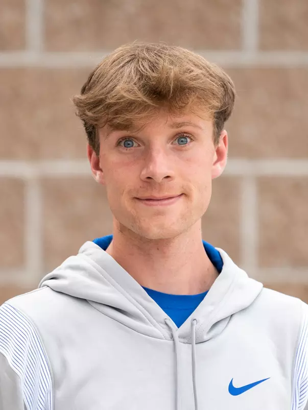 2022 Headshot of Jonathan Shields
