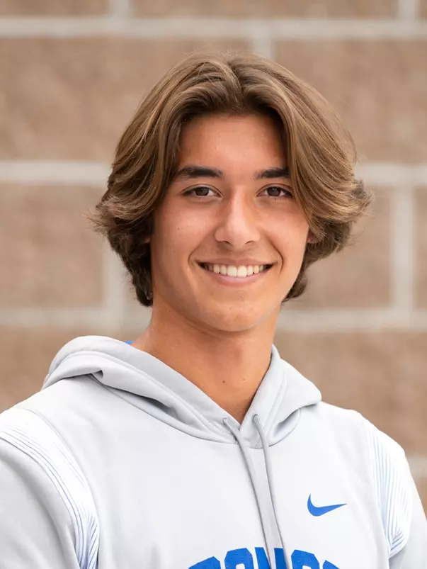 2022 Headshot of Ethan Flores