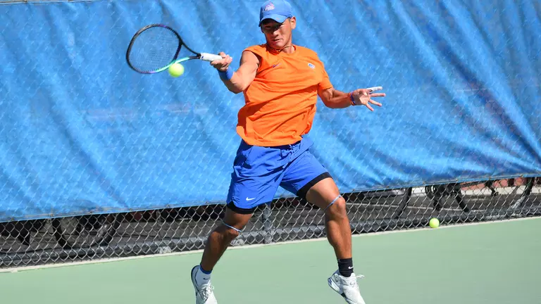 Broncos Advance to Semifinals at Dar Walters Classic